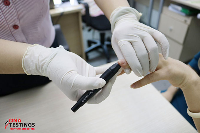 Hướng dẫn thu mẫu máu xét nghiệm ADN tại nhà chi tiết nhất